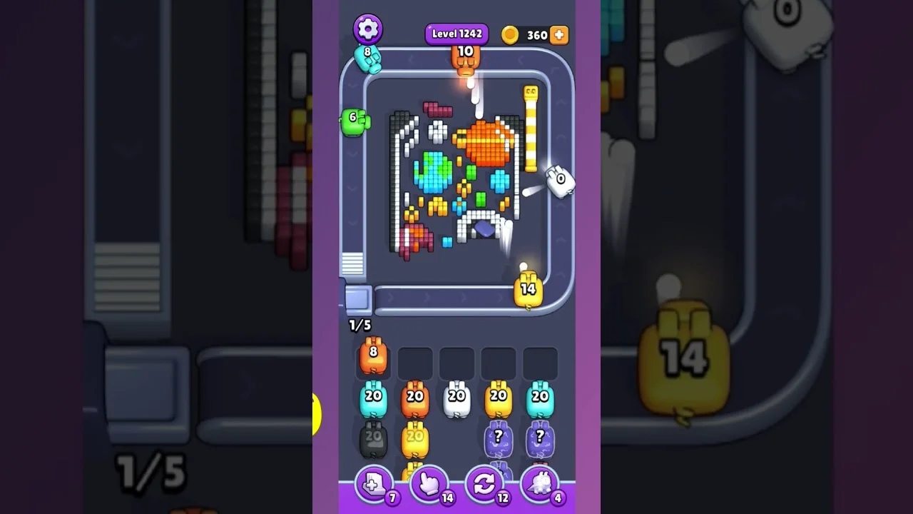 Pixel Flow Level 1242 grid layout and solution screenshot