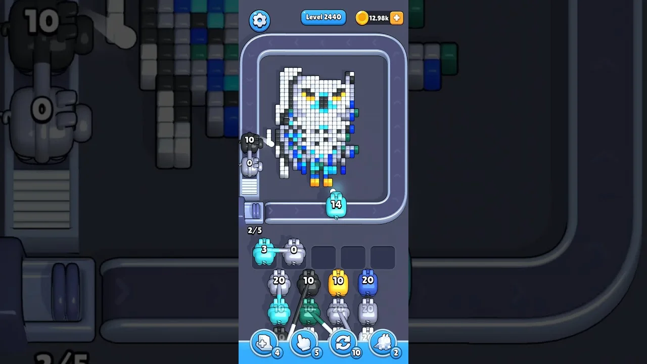 Pixel Flow Level 2440 grid layout and solution screenshot